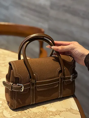 セサミスエードミニbag