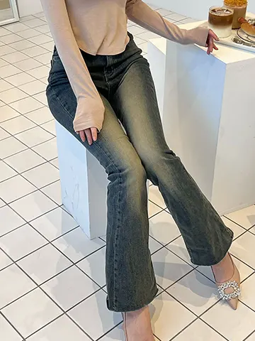 QUNG COORDINATE ITEM : ハイウォッシュドフレアデニム