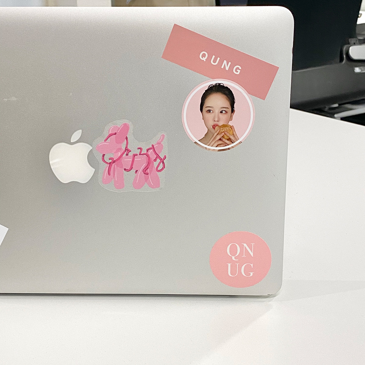  QUNG 2020 pink sticker set 