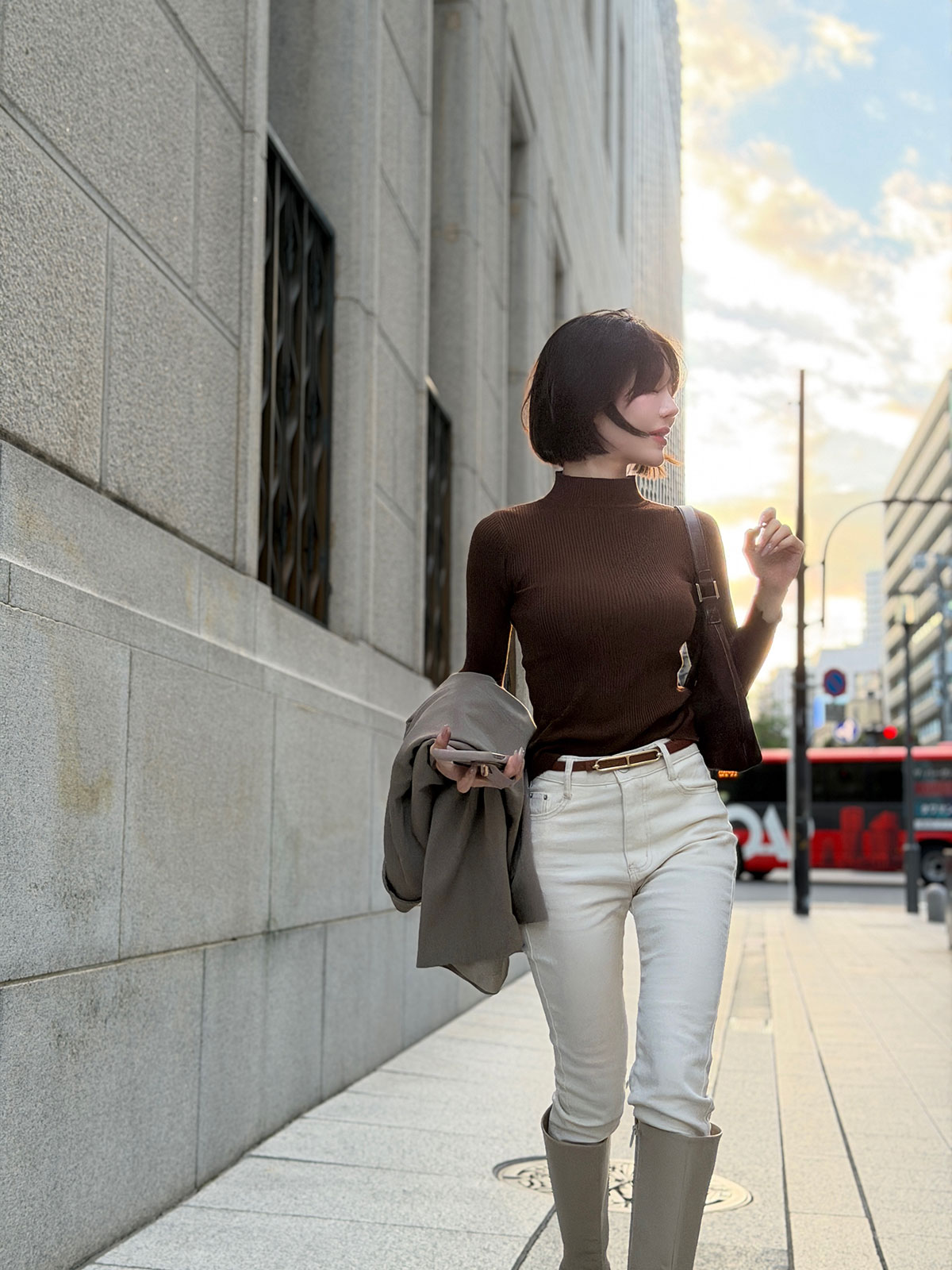  äϥͥå˥å 顼:֥åۥ磻ȡܥ꡼֥饦