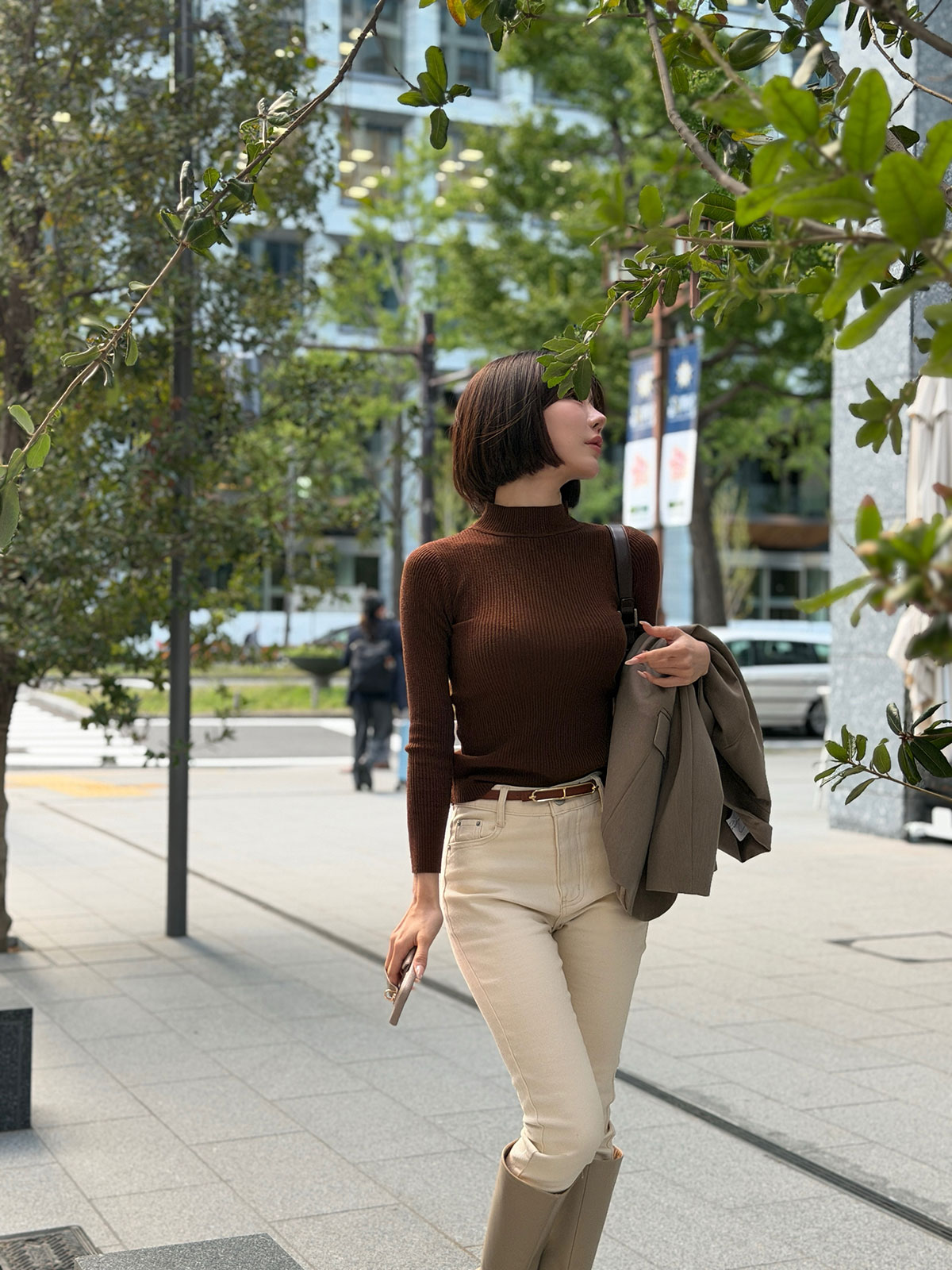  äϥͥå˥å 顼:֥åۥ磻ȡܥ꡼֥饦