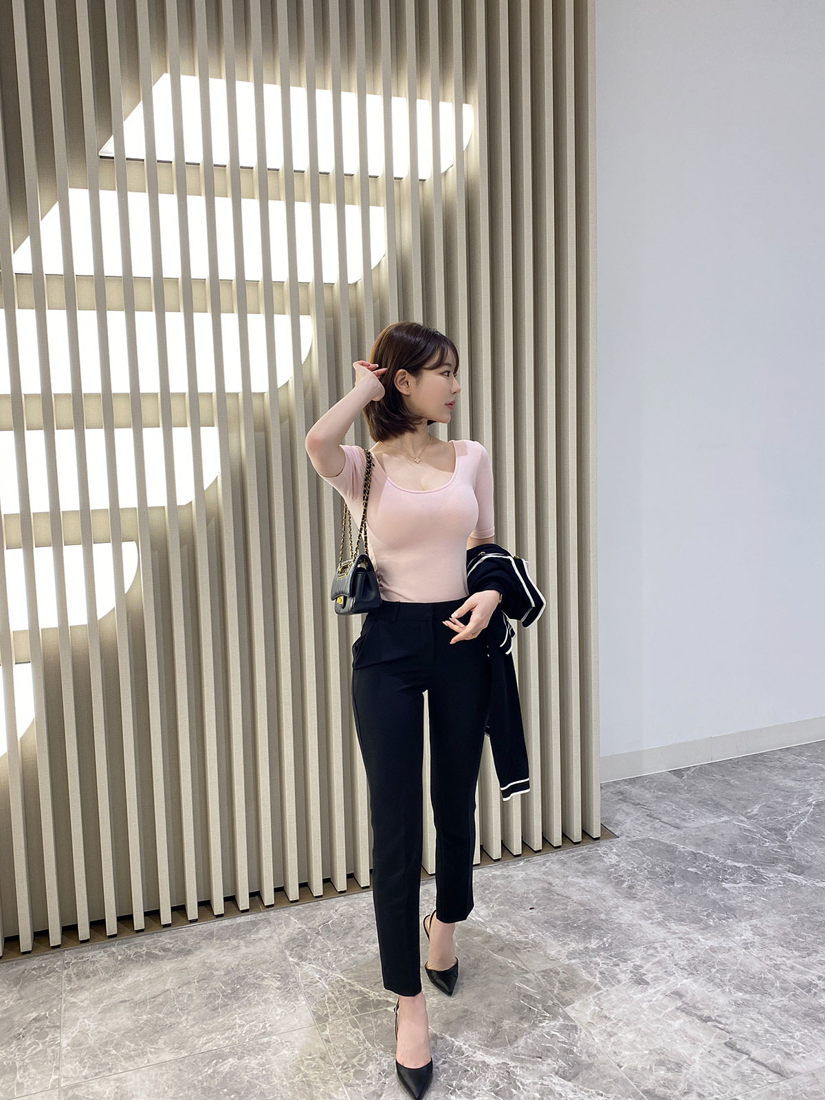  smiley neck T 顼:֥åۥ磻ȡ饤ȥȥ٥꡼ѥ顢֥롼