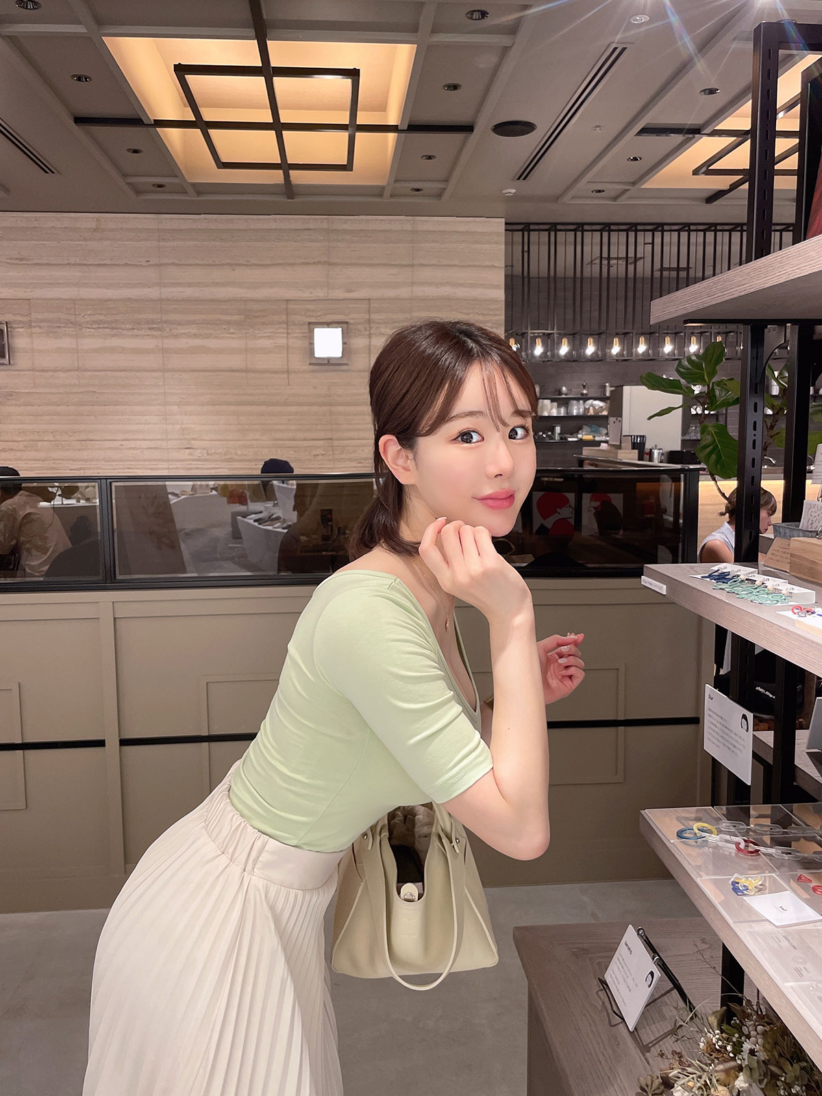  smiley neck T 顼:֥åۥ磻ȡ饤ȥȥ٥꡼ѥ顢֥롼
