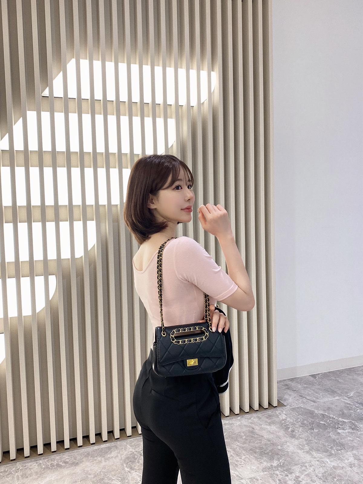  smiley neck T 顼:֥åۥ磻ȡ饤ȥȥ٥꡼ѥ顢֥롼