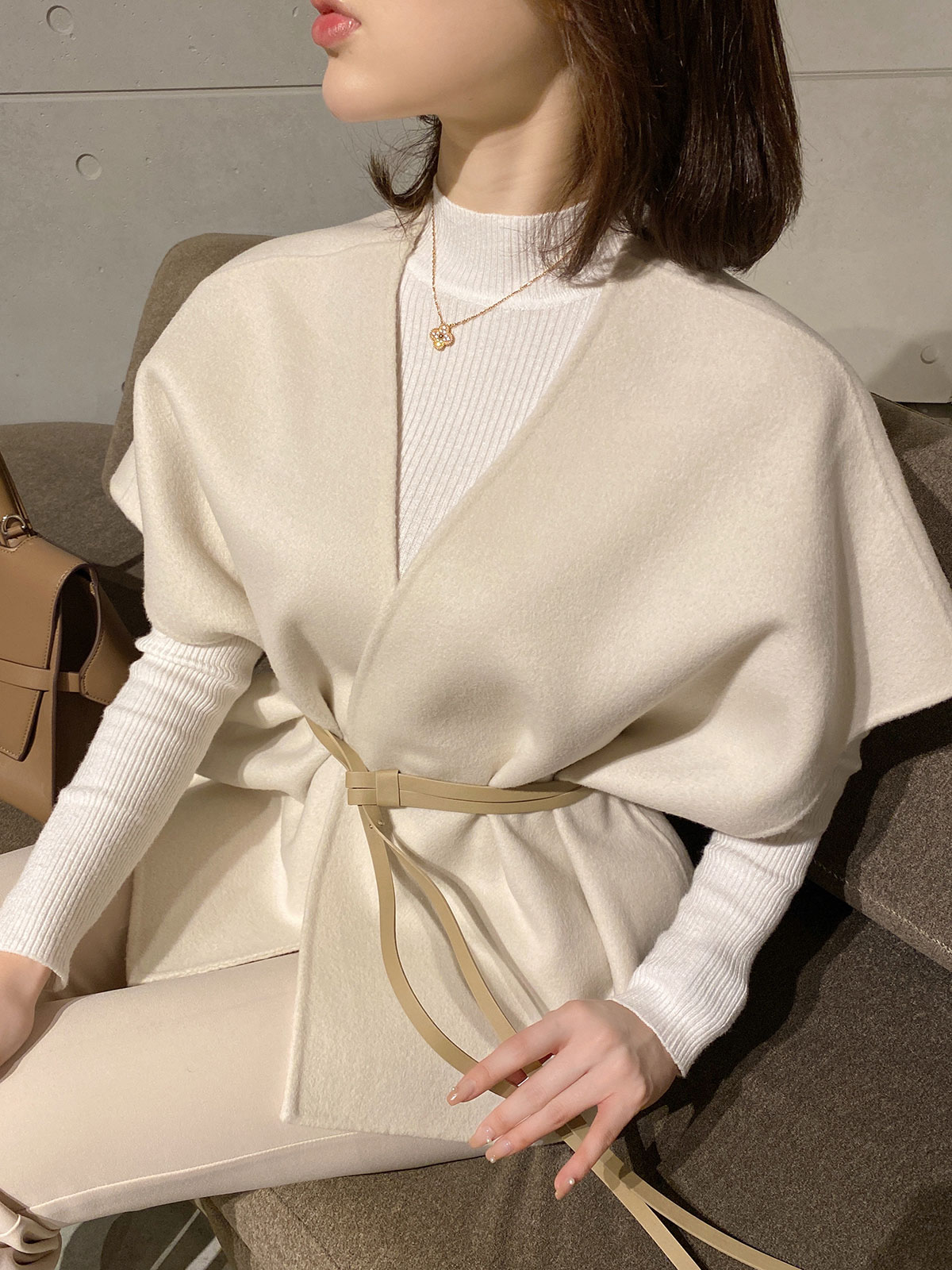  luxury wool belt vest 顼: