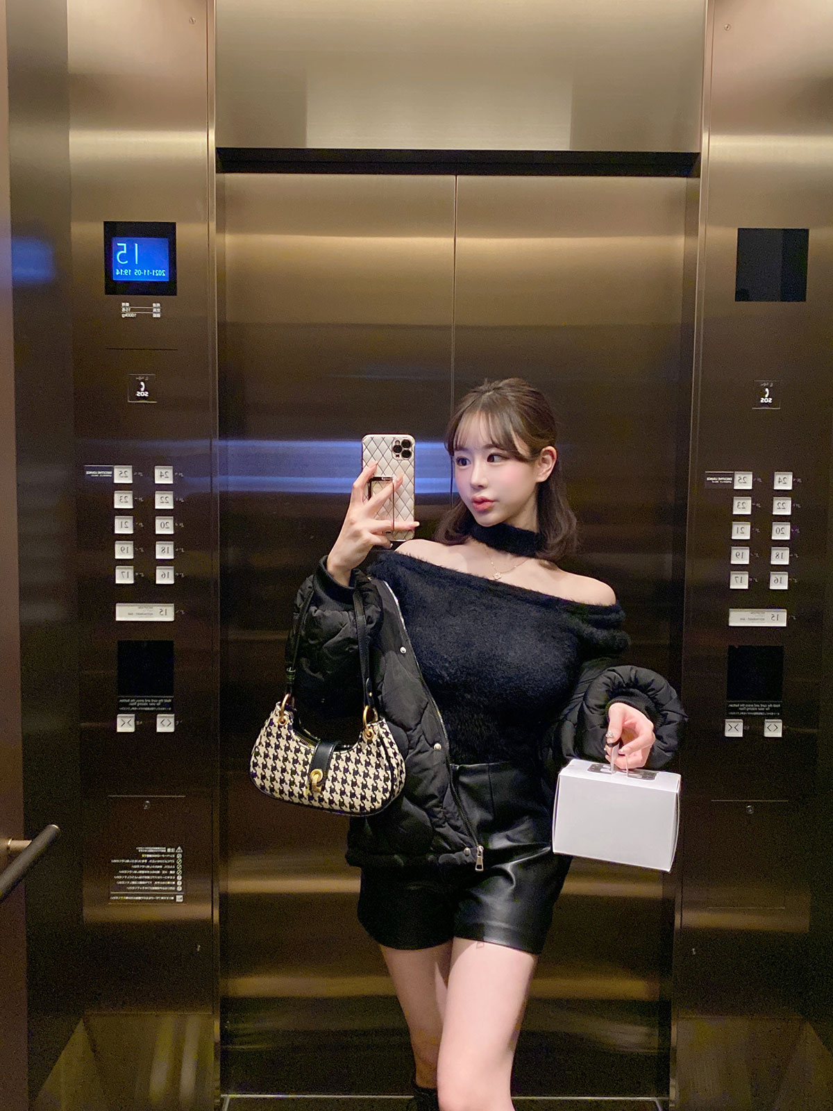  Half moon bag 顼: