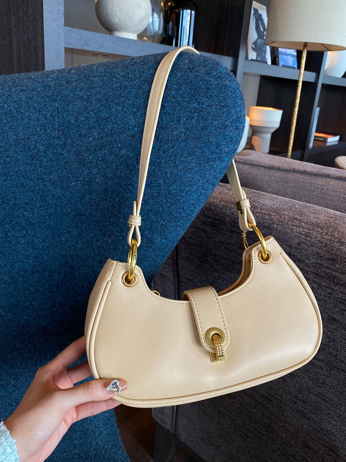  Half moon bag 顼: