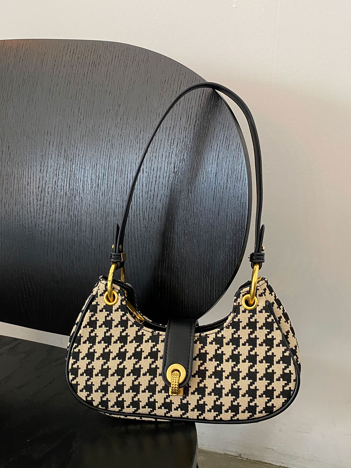  Half moon bag 顼: