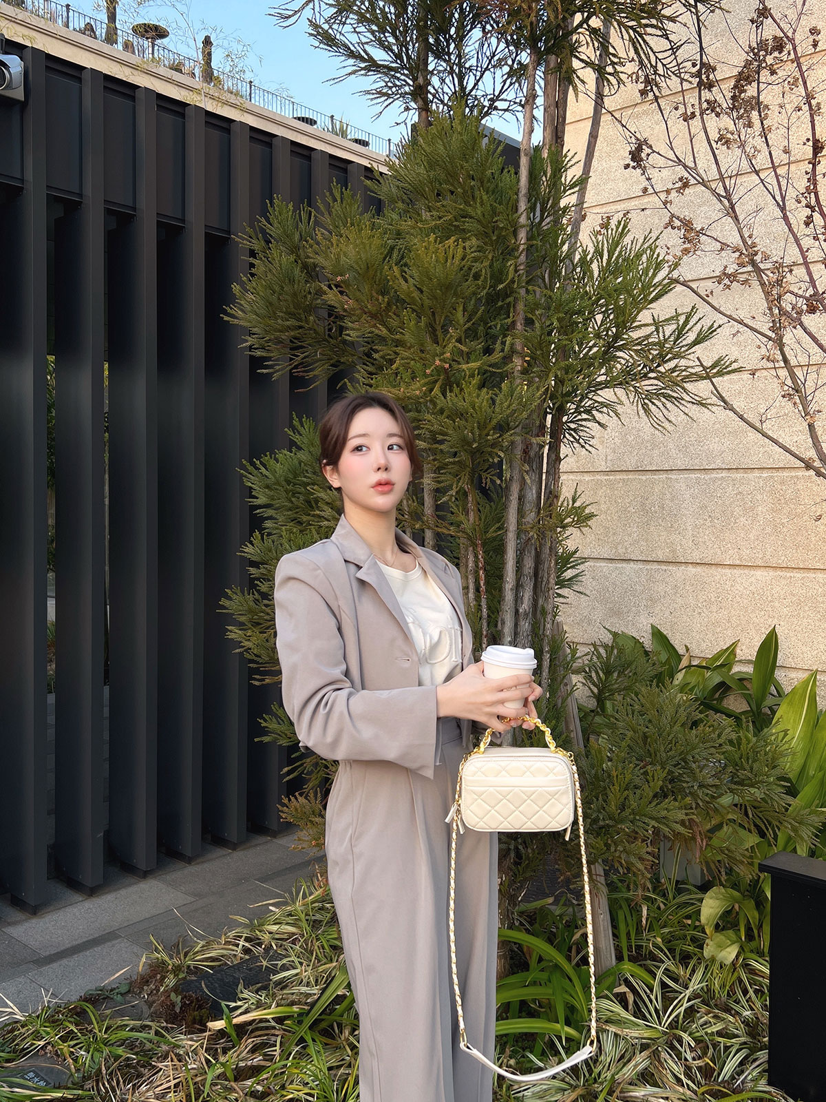 クン ロングレッグ2ピースset カラー:ブラック、ココアベージュ