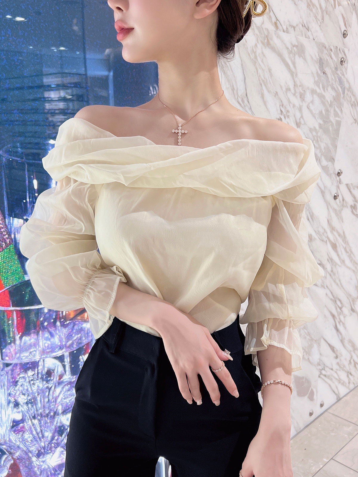 クン メレンゲシフォンブラウス カラー: