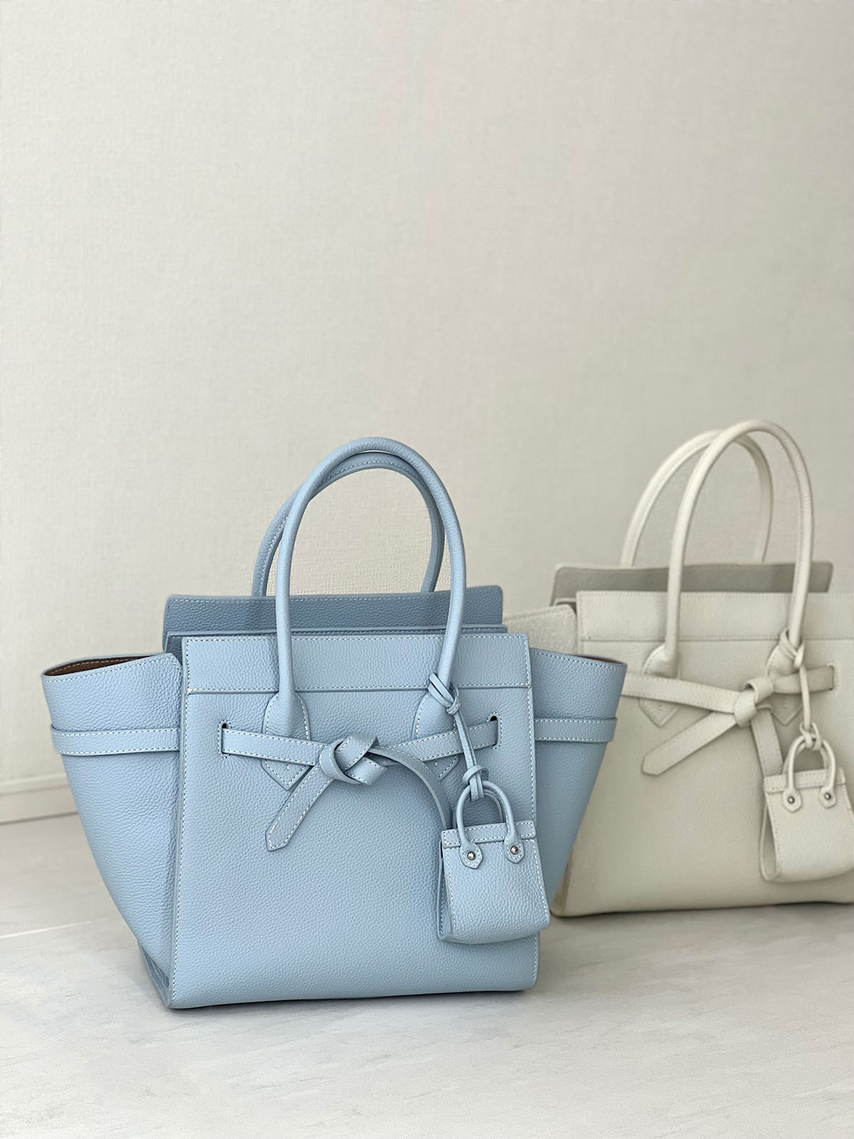 クン 3wayハビングプティレザーbag カラー:ブラック、トープ、アイボリー、レンガ、パステルブルー