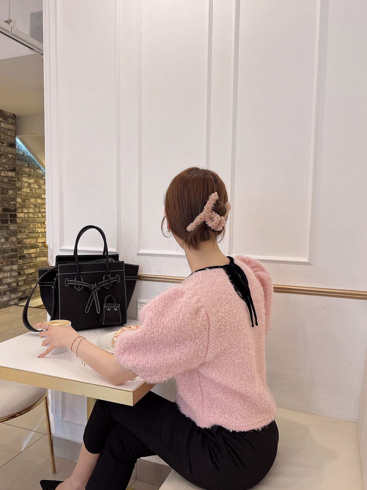 クン 羊さんカーリーknit カラー:ストロベリーミルク