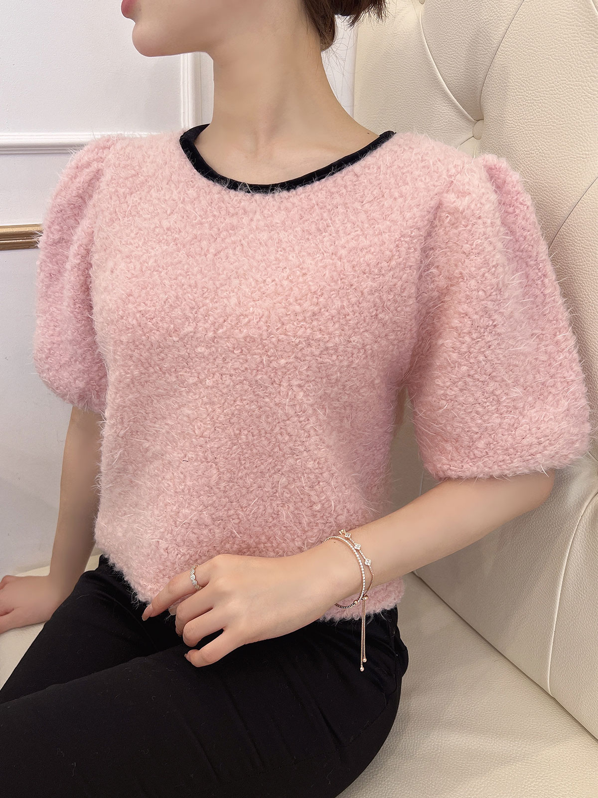 クン 羊さんカーリーknit カラー:ストロベリーミルク