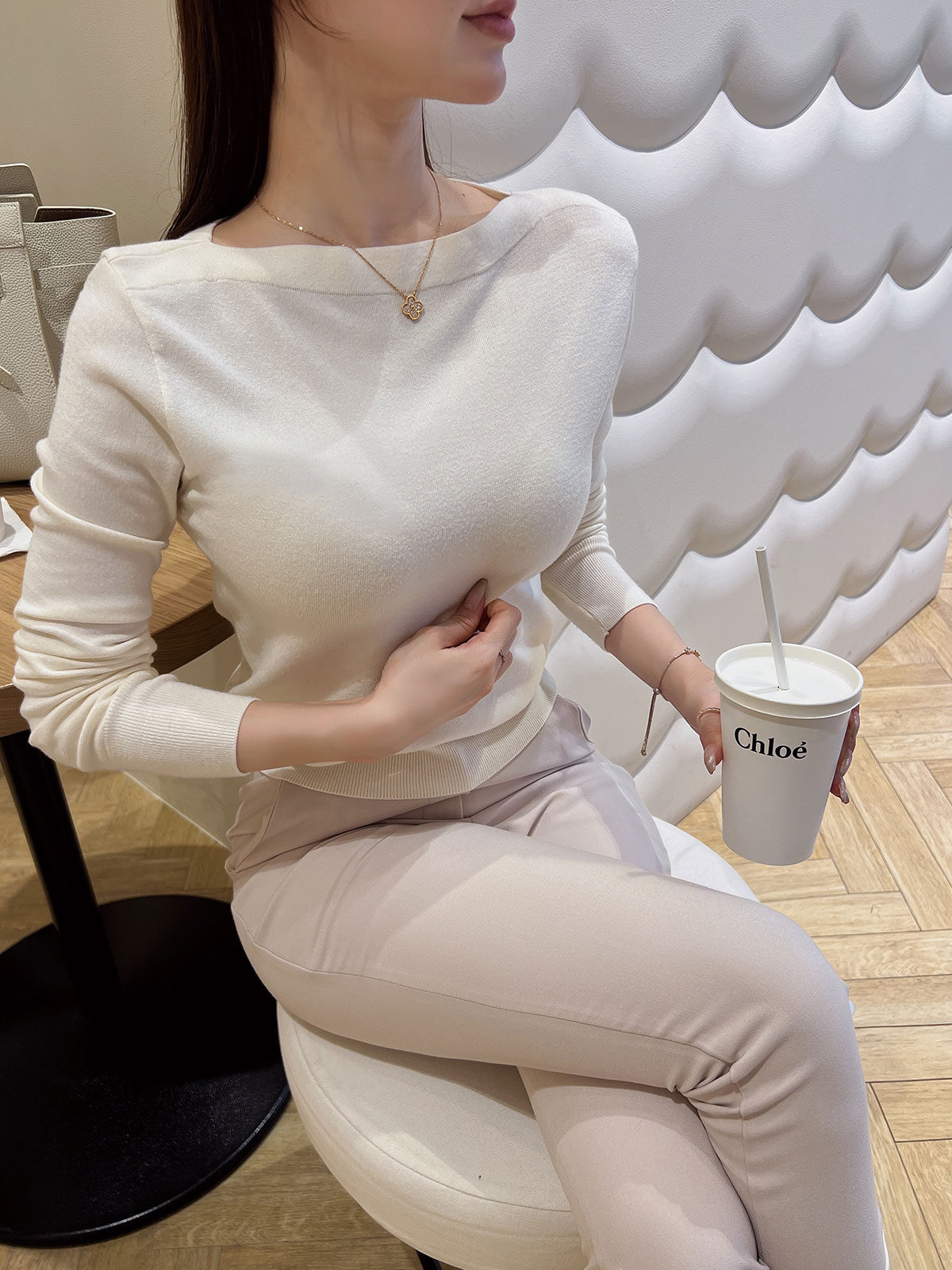 クン ボートネックグランknit カラー: