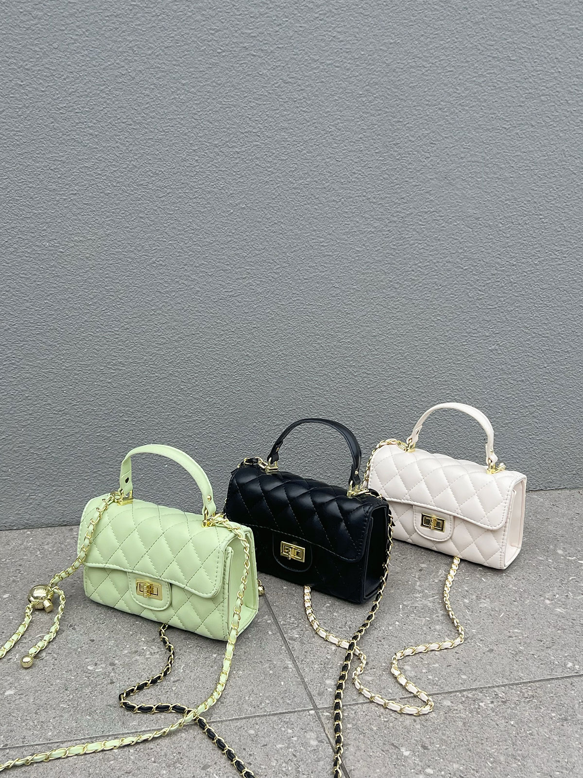 クン キルティングフラップminibag カラー: