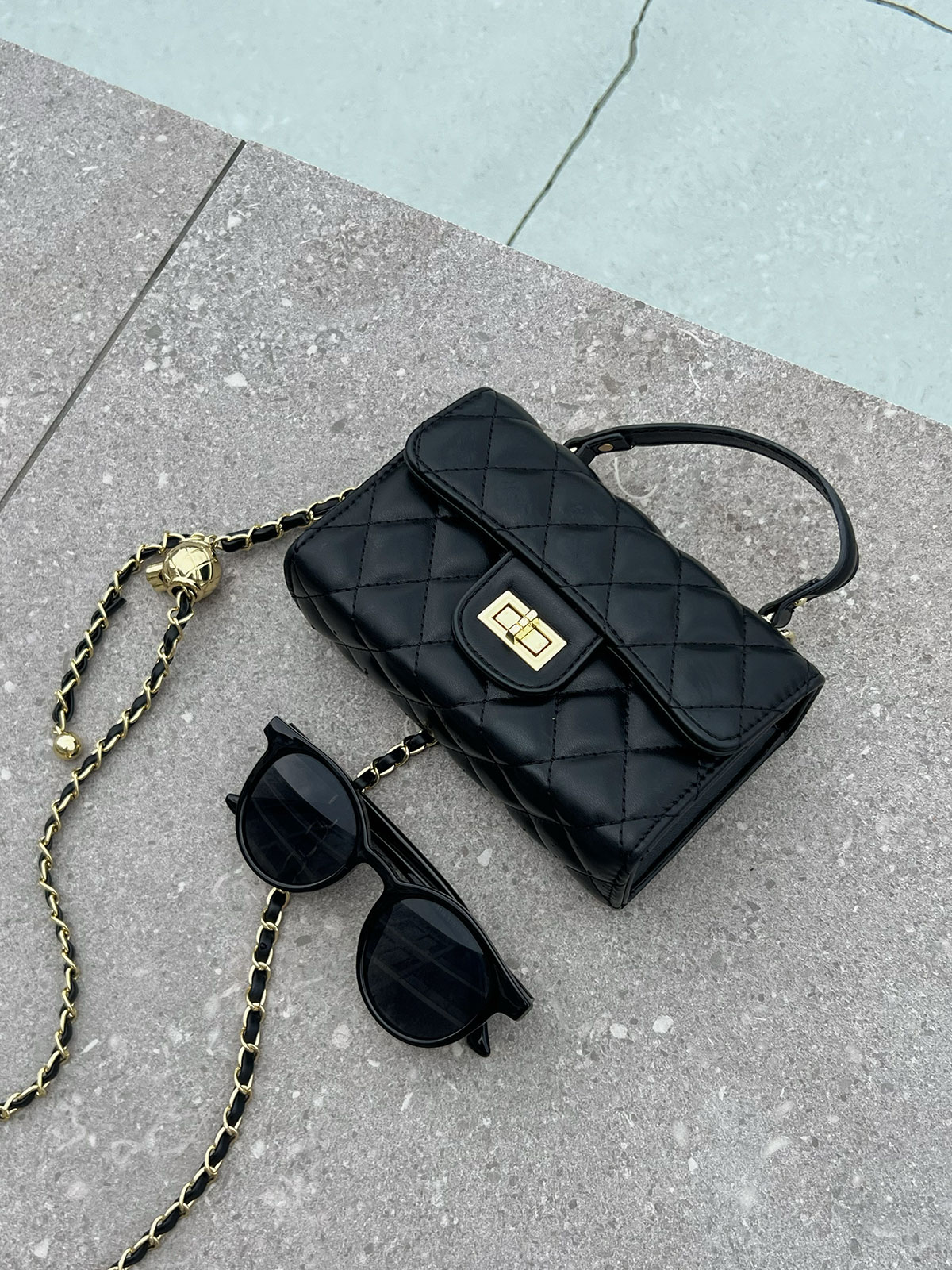 クン キルティングフラップminibag カラー: