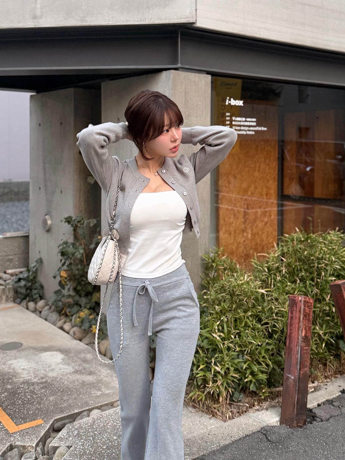 ���� QG���饷�å������åץɥ����� ���顼:�֥�å������꡼�ॢ���ܥ꡼���饤�ȥ��졼�������ƥ��ԥ󥯡��ӥ����åȥ١�����