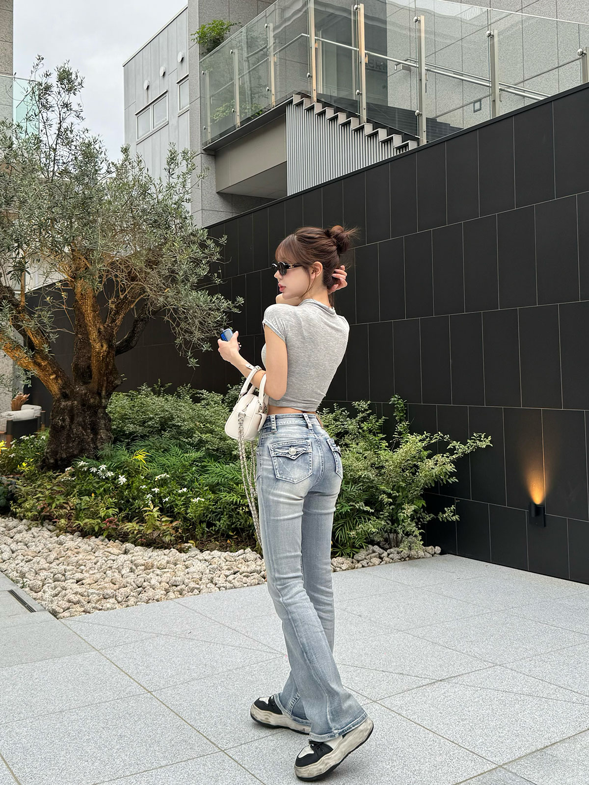 クン Babyフラップハイウォッシュdenim カラー:ハイライトウォッシュ
