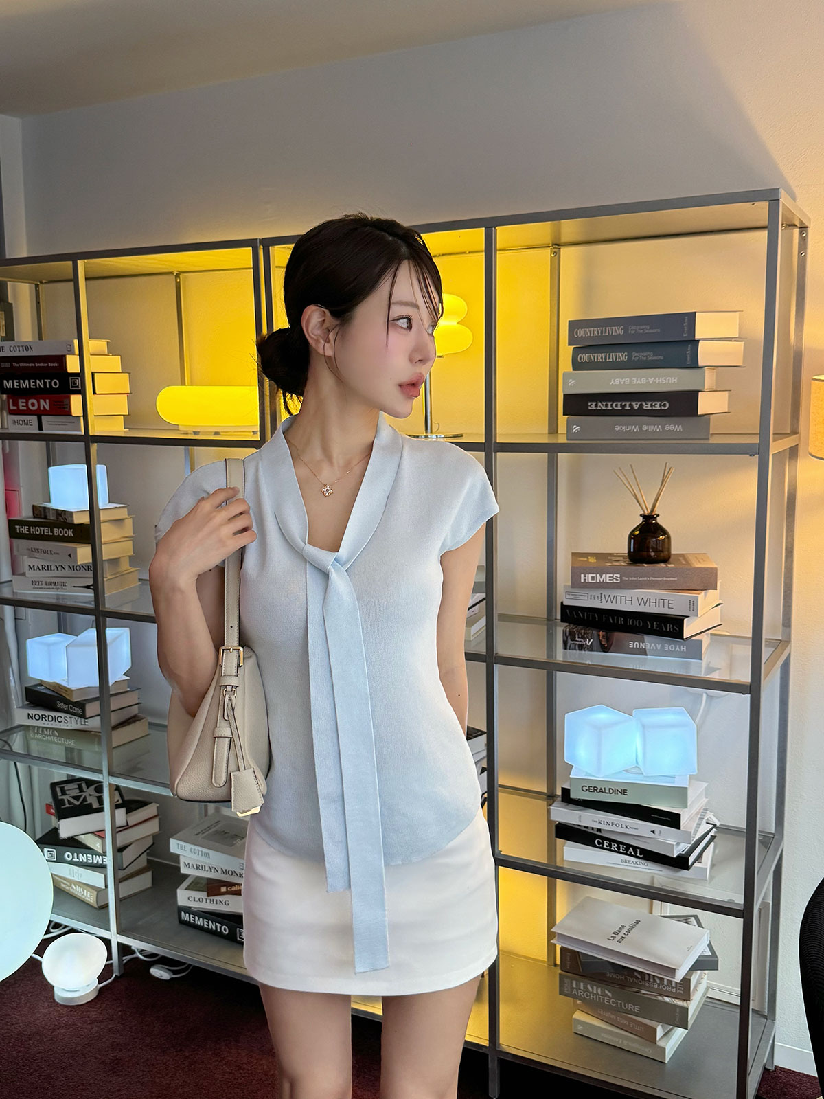 クン GOODLADYボウタイtop カラー:ブラック、アイボリー、ライトグレー、スカイブルー