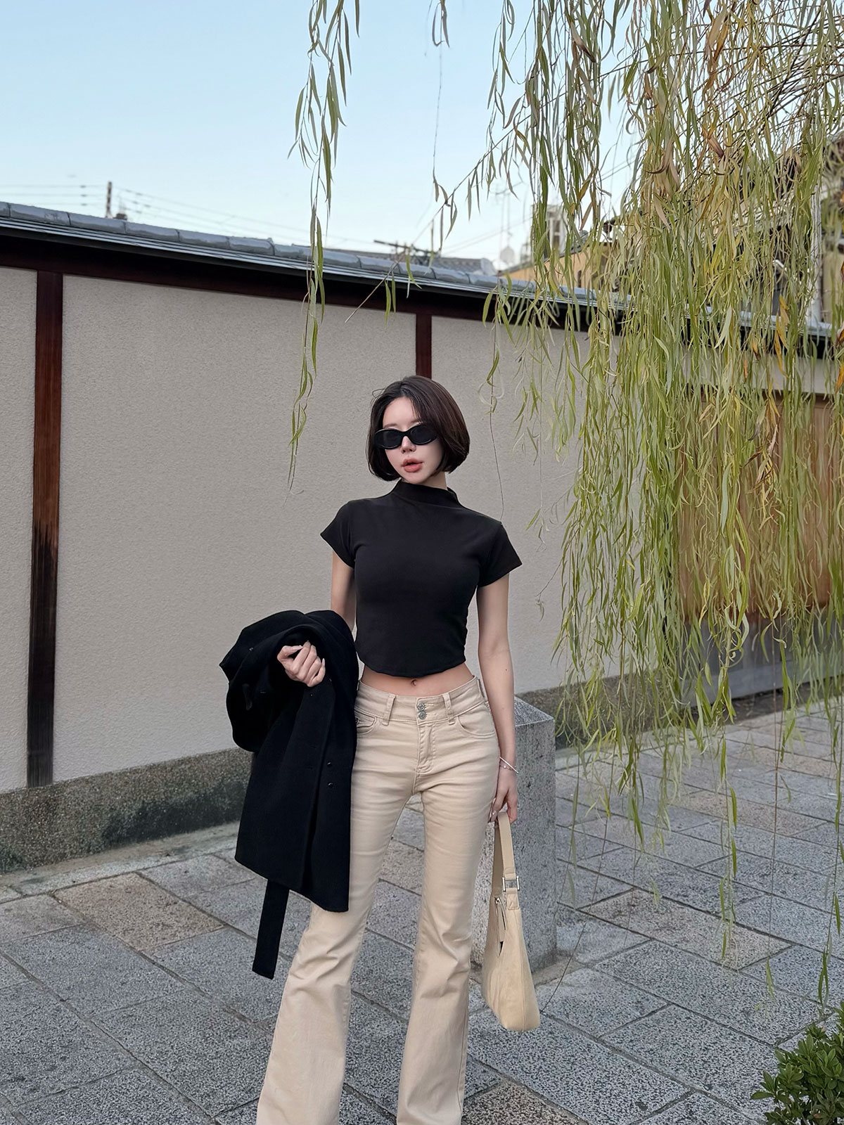 ���� �����饤���̡��ɥȡ���ǥ˥� ���顼:�ۥ磻�ȡ��١�����