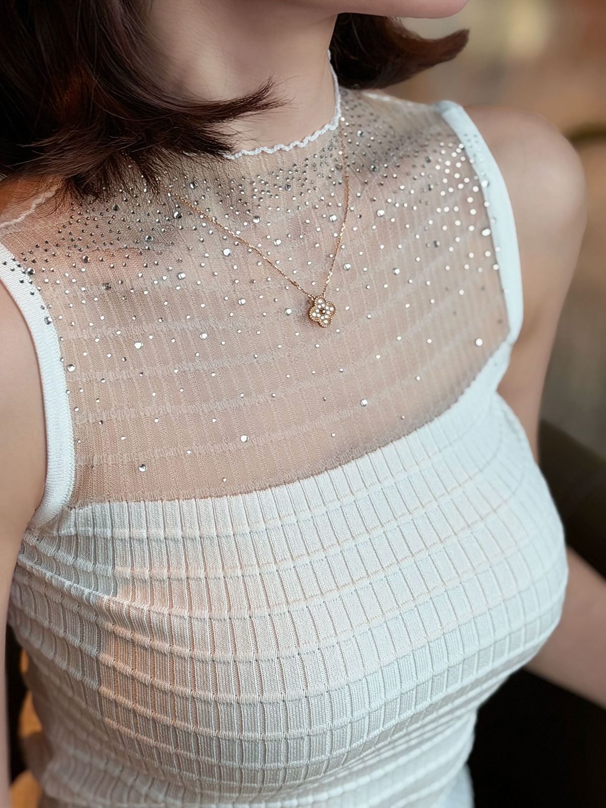 ���� Glint�������ӥ��塼top ���顼:�֥�å����ۥ磻�ȡ��饤�ȥԥ�