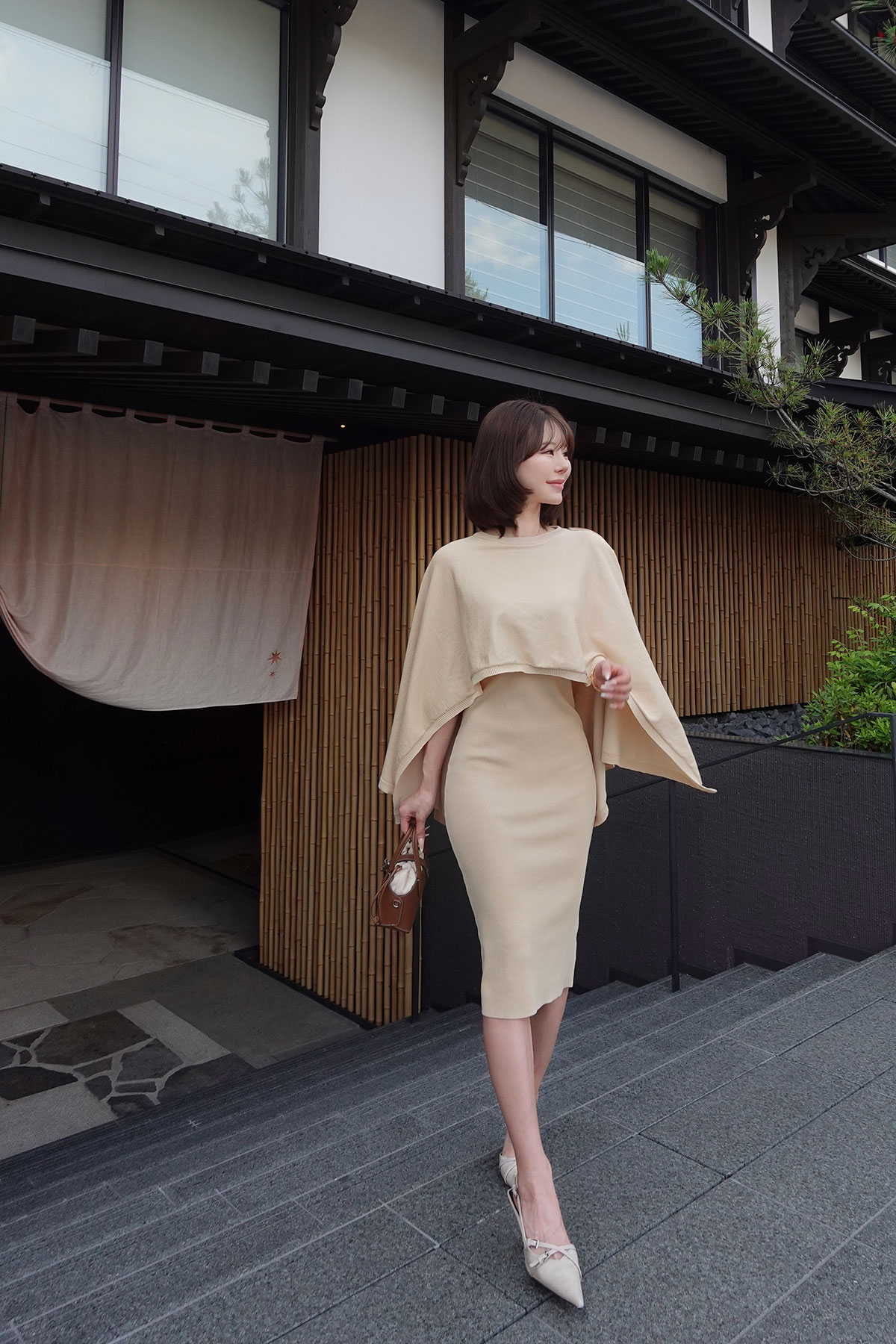 ���� Etoffe Belt Cape ops ���顼:�֥�å����饤�ȥ١�����
