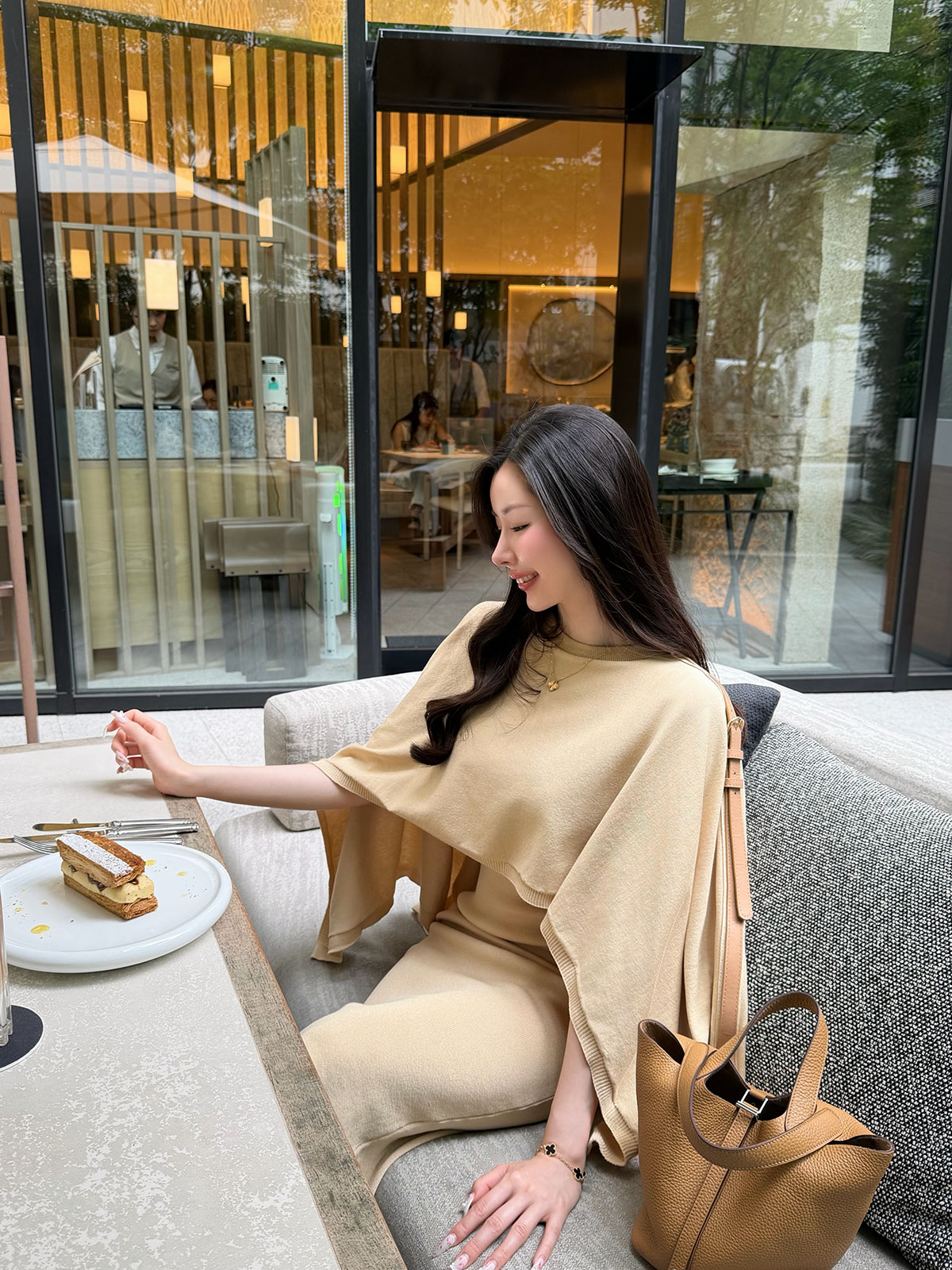 ���� Etoffe Belt Cape ops ���顼:�֥�å����饤�ȥ١�����