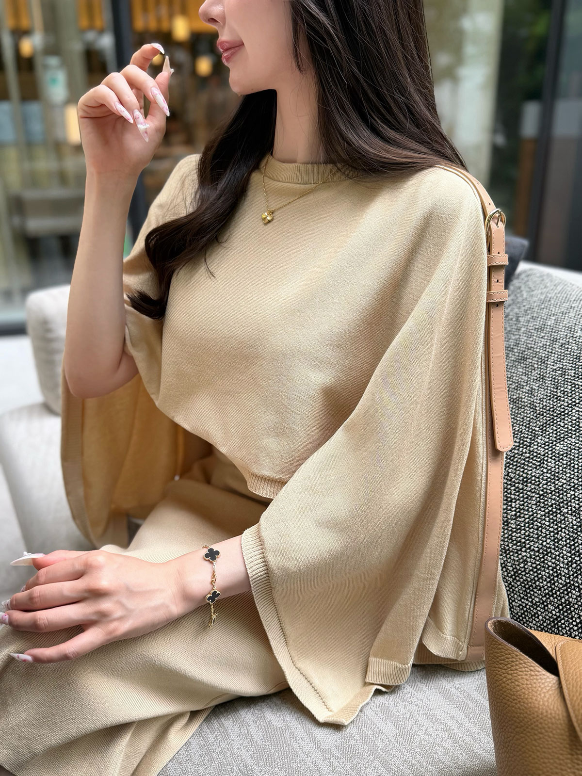 ���� Etoffe Belt Cape ops ���顼:�֥�å����饤�ȥ١�����