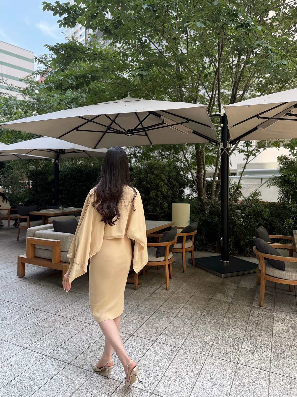 ���� Etoffe Belt Cape ops ���顼:�֥�å����饤�ȥ١�����