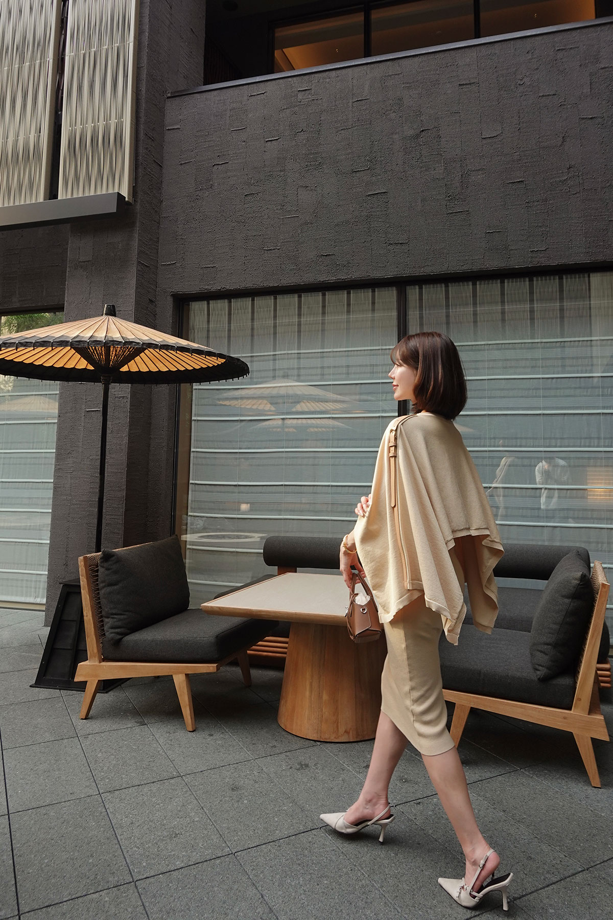 ���� Etoffe Belt Cape ops ���顼:�֥�å����饤�ȥ١�����