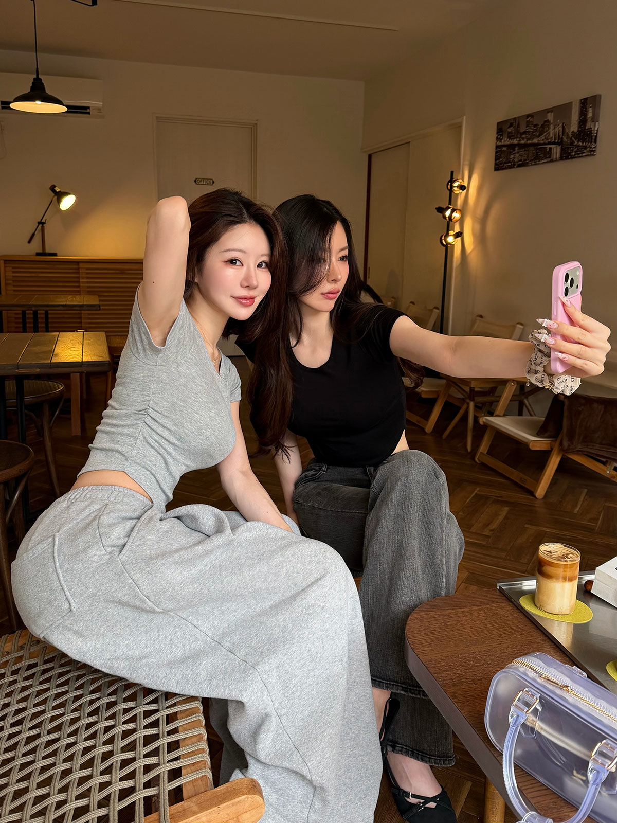 ���� �饦��ɥإ८�㥶�������T ���顼:�֥�å����ۥ磻�ȡ����졼