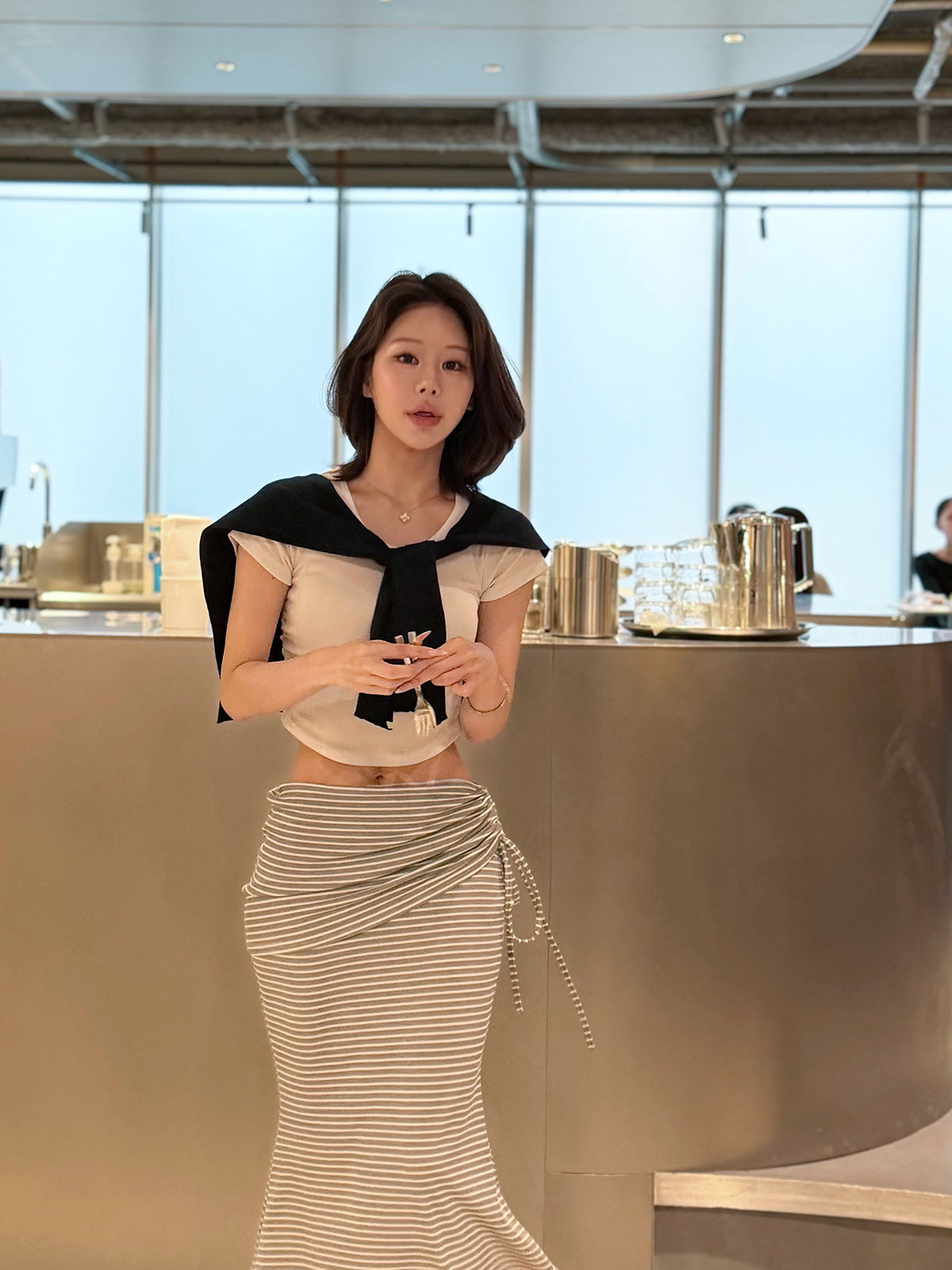 ���� �饦��ɥإ८�㥶�������T ���顼:�֥�å����ۥ磻�ȡ����졼