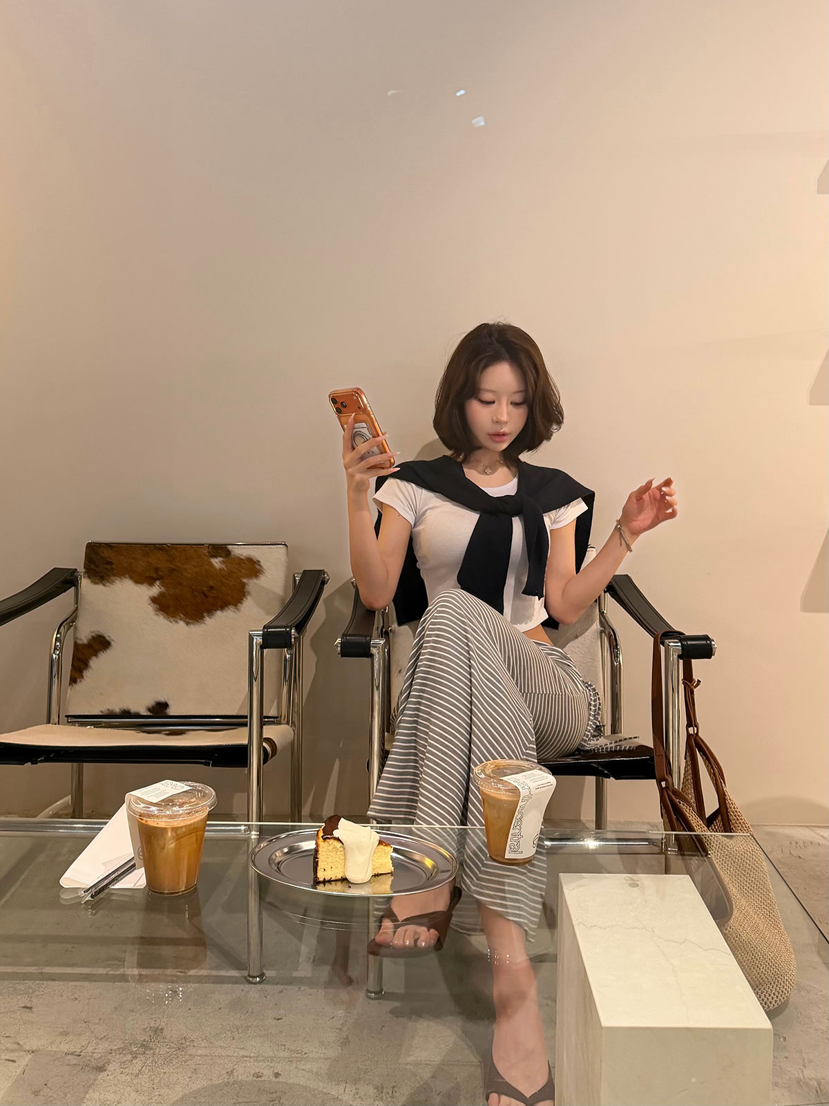 ���� �饦��ɥإ८�㥶�������T ���顼:�֥�å����ۥ磻�ȡ����졼