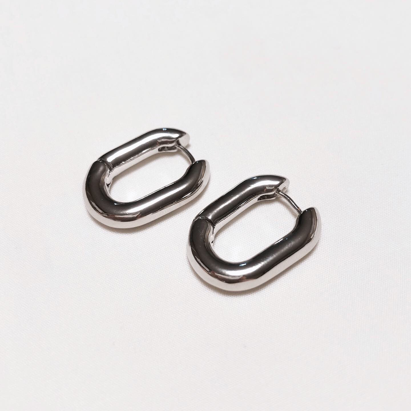 クン リングピアス